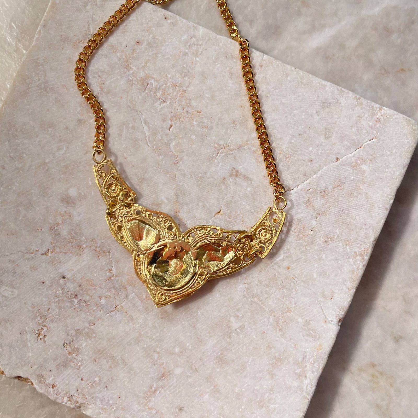 バリ島 ゴールド 伝統モチーフ ネックレス バリ舞踊 アクセサリー 民族