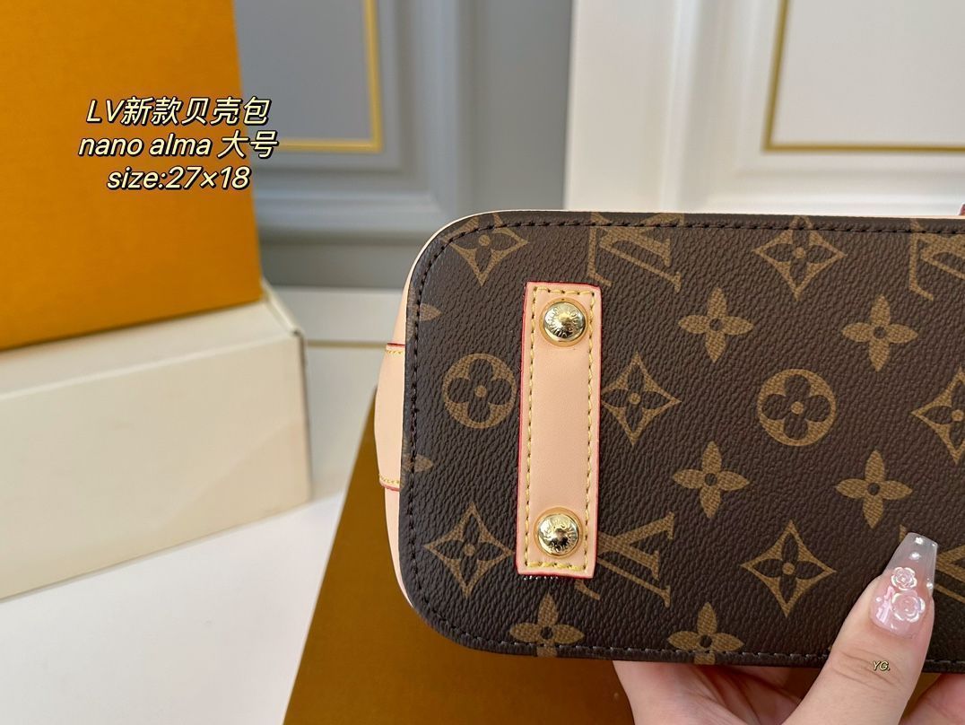【ビビアンヌコラボ】LOUIS VUITTON★Nano Alma ハンドバッグ Nano Alma cherry print Top Handle Bag in Coated Canvas, Gold