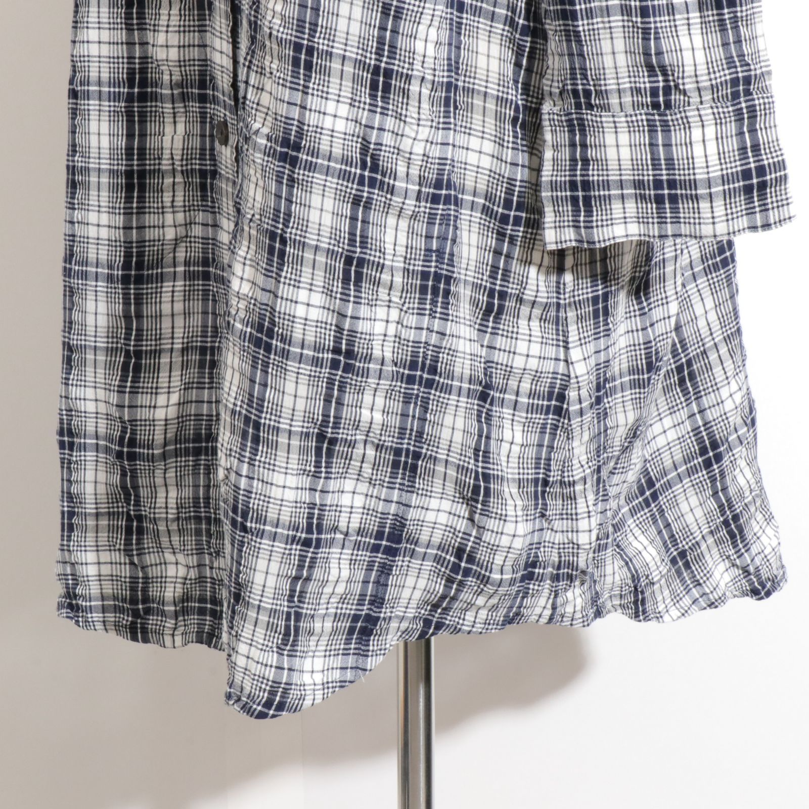 新品タグ付き❣️GIANNI LO GIUDICE 長袖シャツ size XL ☆美品☆ GIANNI LO GIUDICE ジャンニロジュディチェ トップス