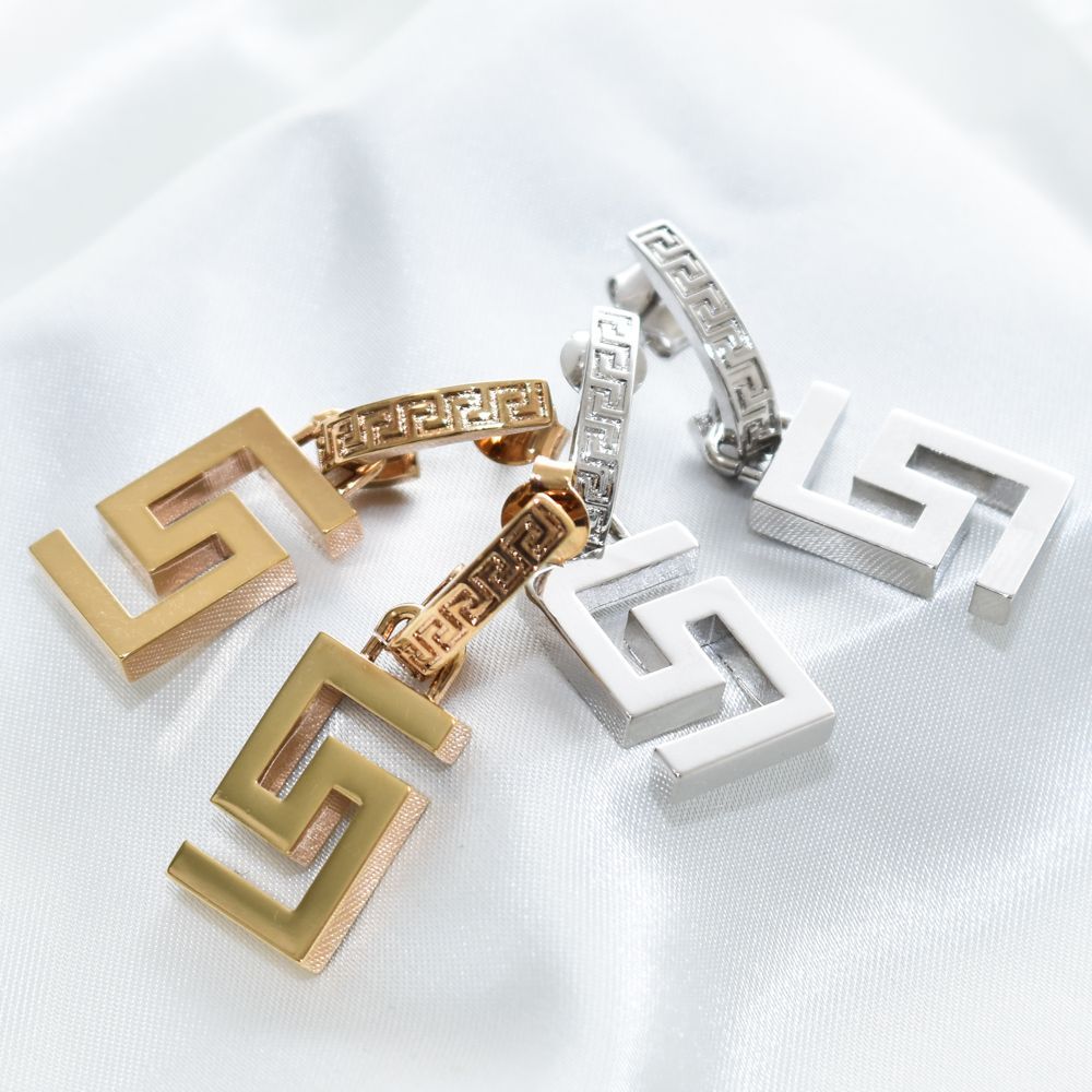 ヴェルサーチ　ピアス　Versace VERSACE ヴェルサーチ ピアス アクセサリー シルバー ブラック