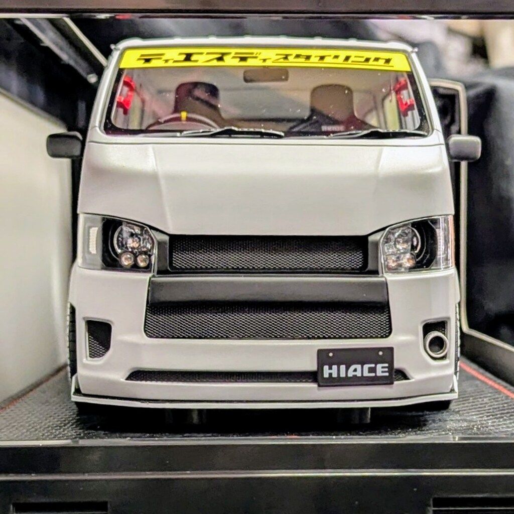 ignition model 1/18 T・S・D WORKS HIACE Matte Gray With Roof Rack