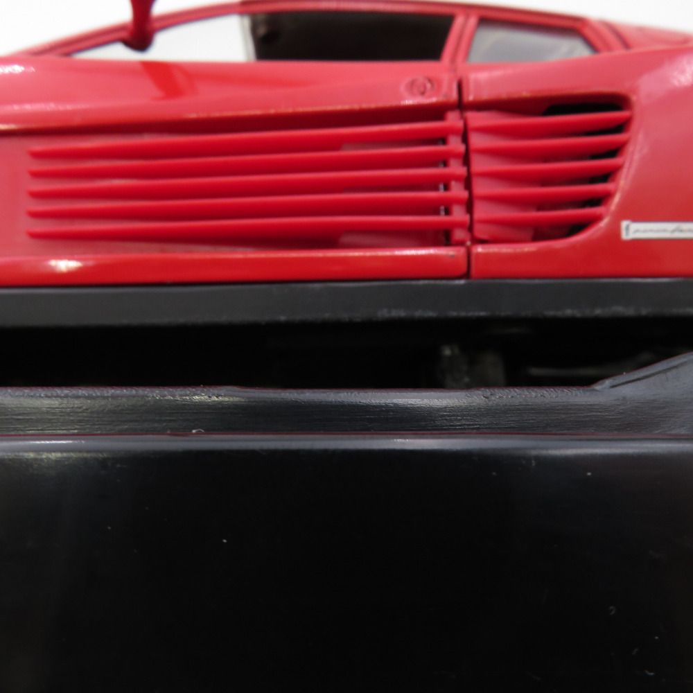 MATTEL フェラーリ テスタロッサ 1984 1/18 レッド 開封品 Hot