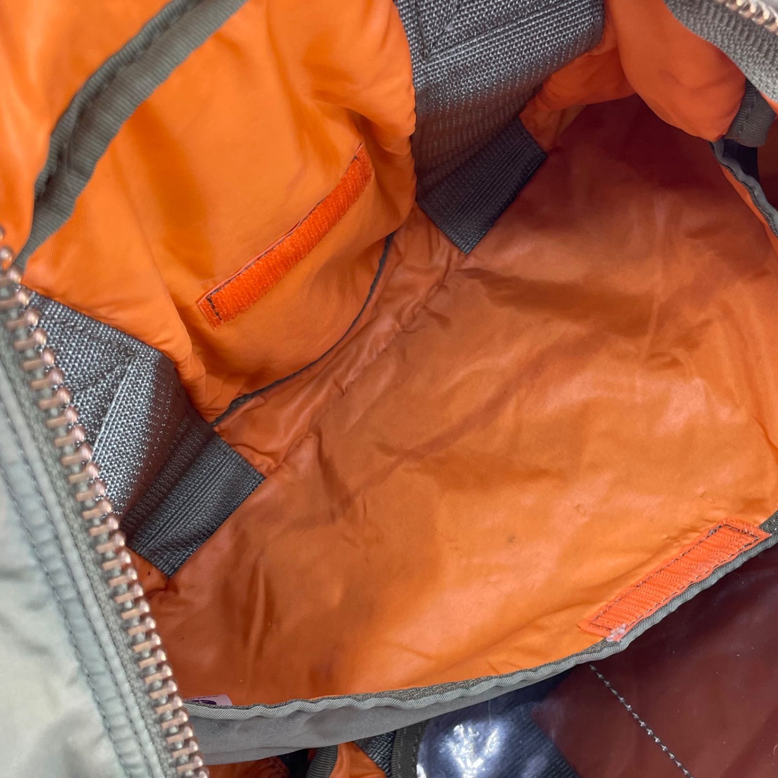 BAG L