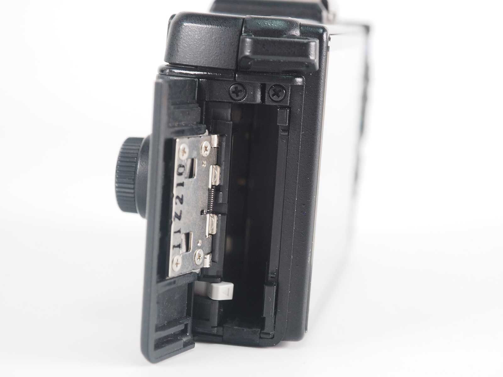 ペンタックス Pentax Q 12.4MP Digital Camera Black Body Only