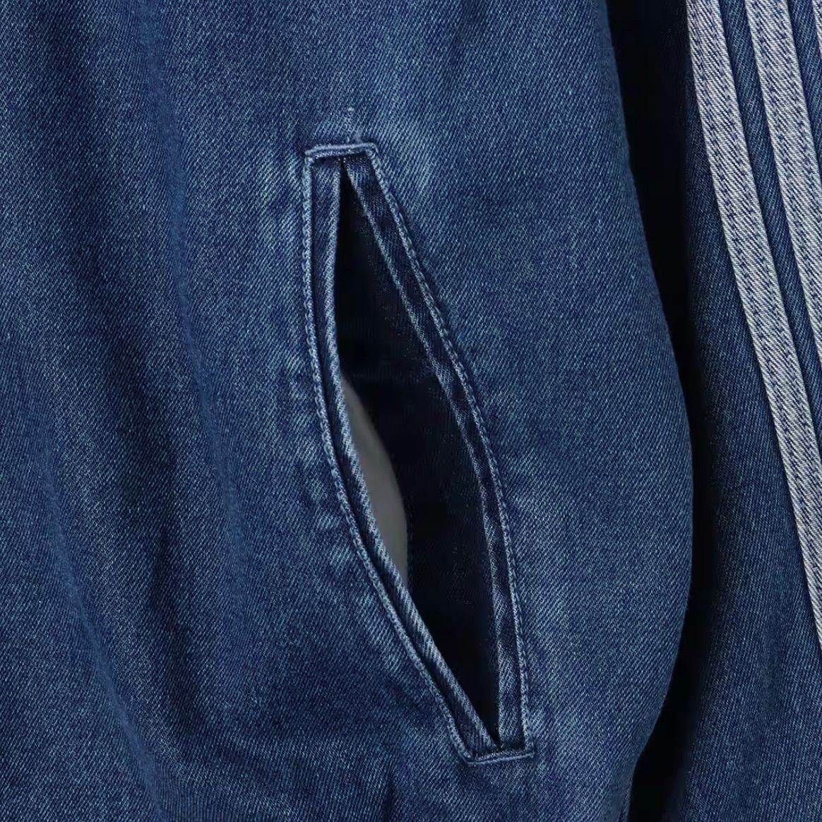 新品L⭐️adidas アディカラー デニム ファイヤーバード