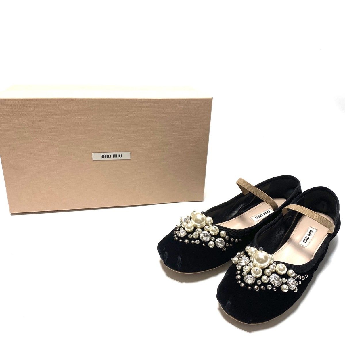 ミュウミュウ　MIUMIU　ビジューベロア　フラットシューズ　37.5 ミュウミュウ MIUMIU ビジューベロア フラットシューズ 37.5 【公式