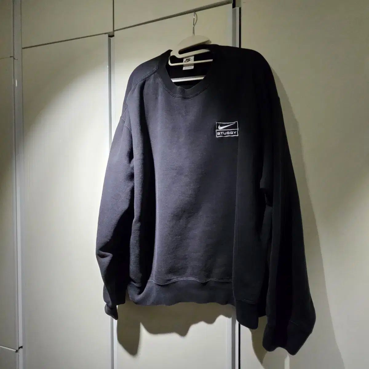 STUSSY ナイキ コラボ ブラックパーカー NIKE公式】ナイキ x