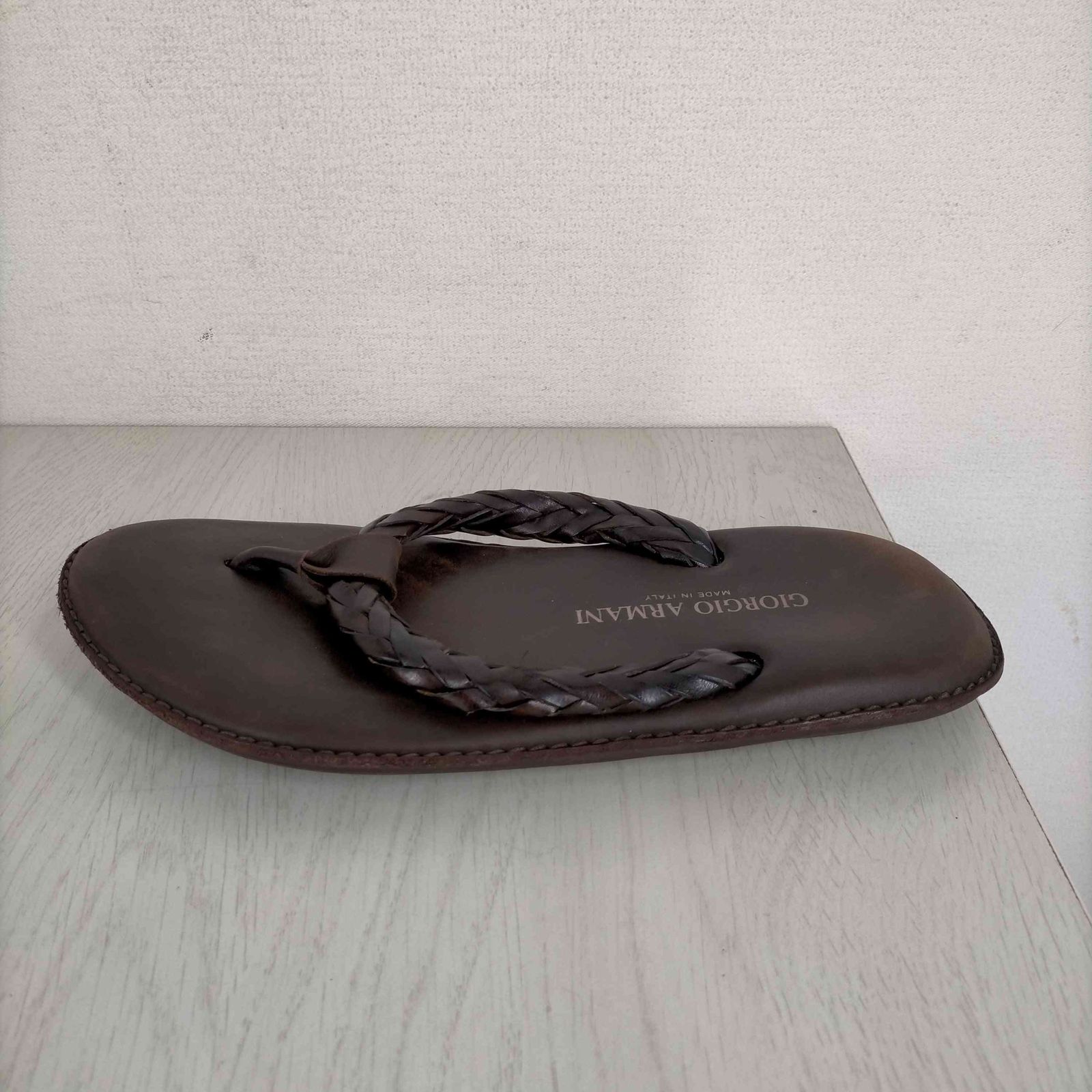 新品未使用】GIORGIO ARMANI レザー トングサンダル 箱・タグ付き 