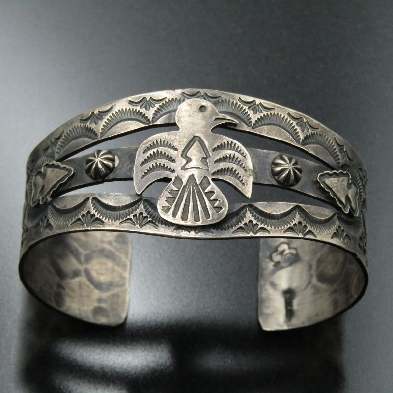 Arn Goodluck ナバホ族 バングル スタンプワーク サンダーバード アーノルドグッドラック ブレスレット メンズ レディース 80007147