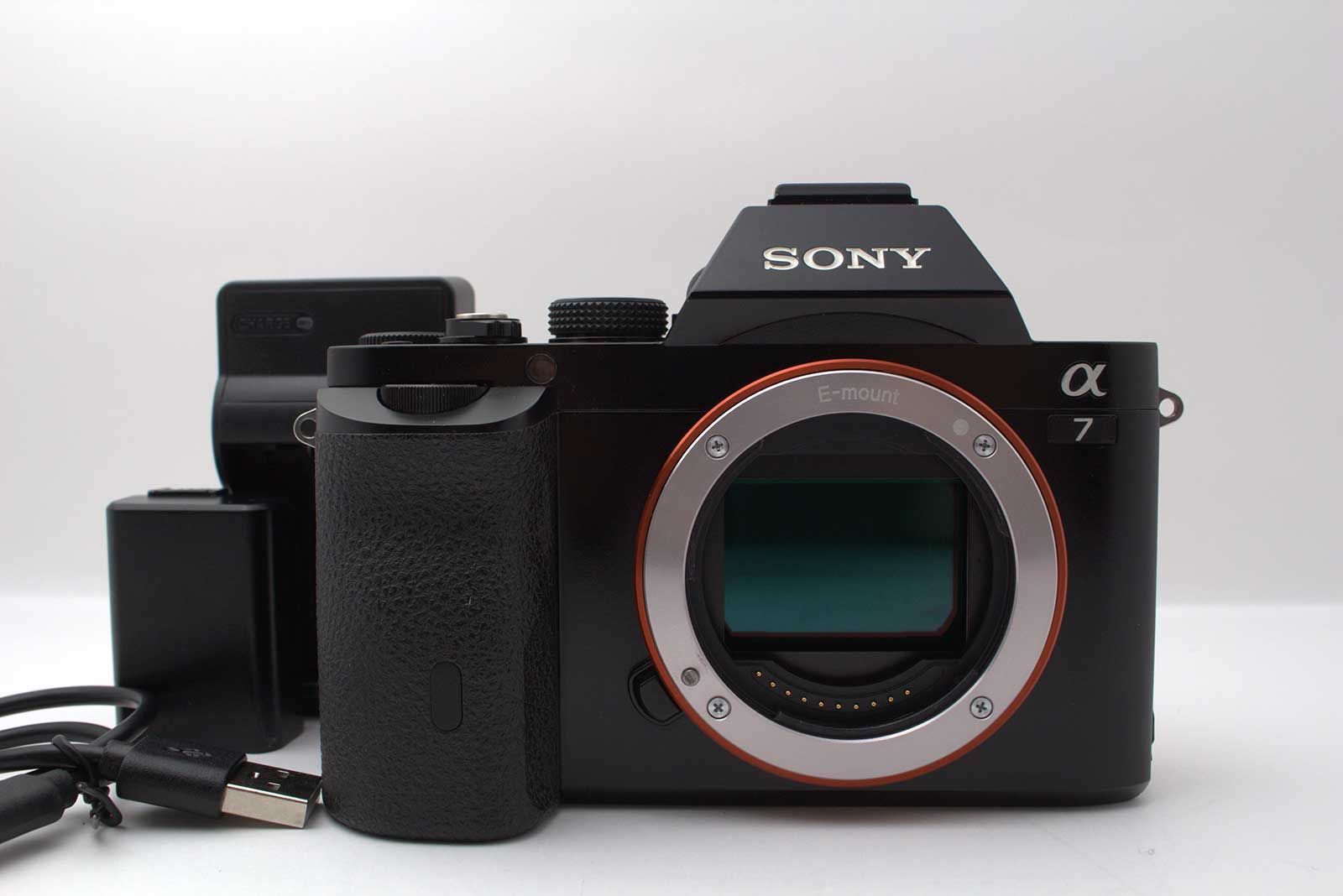 ソニー Sony Alpha A7 24.3 MP Digital Camera body [美品] #Z2367A