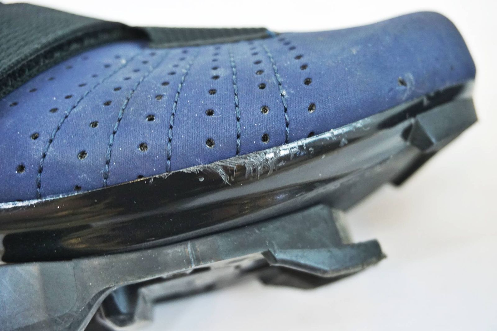 シューズ バイチャリ有明店