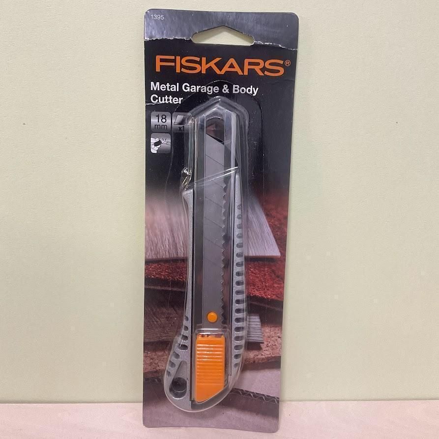 Fiskars フィスカース カッターの交換刃 9mm フィンランドの文房具です