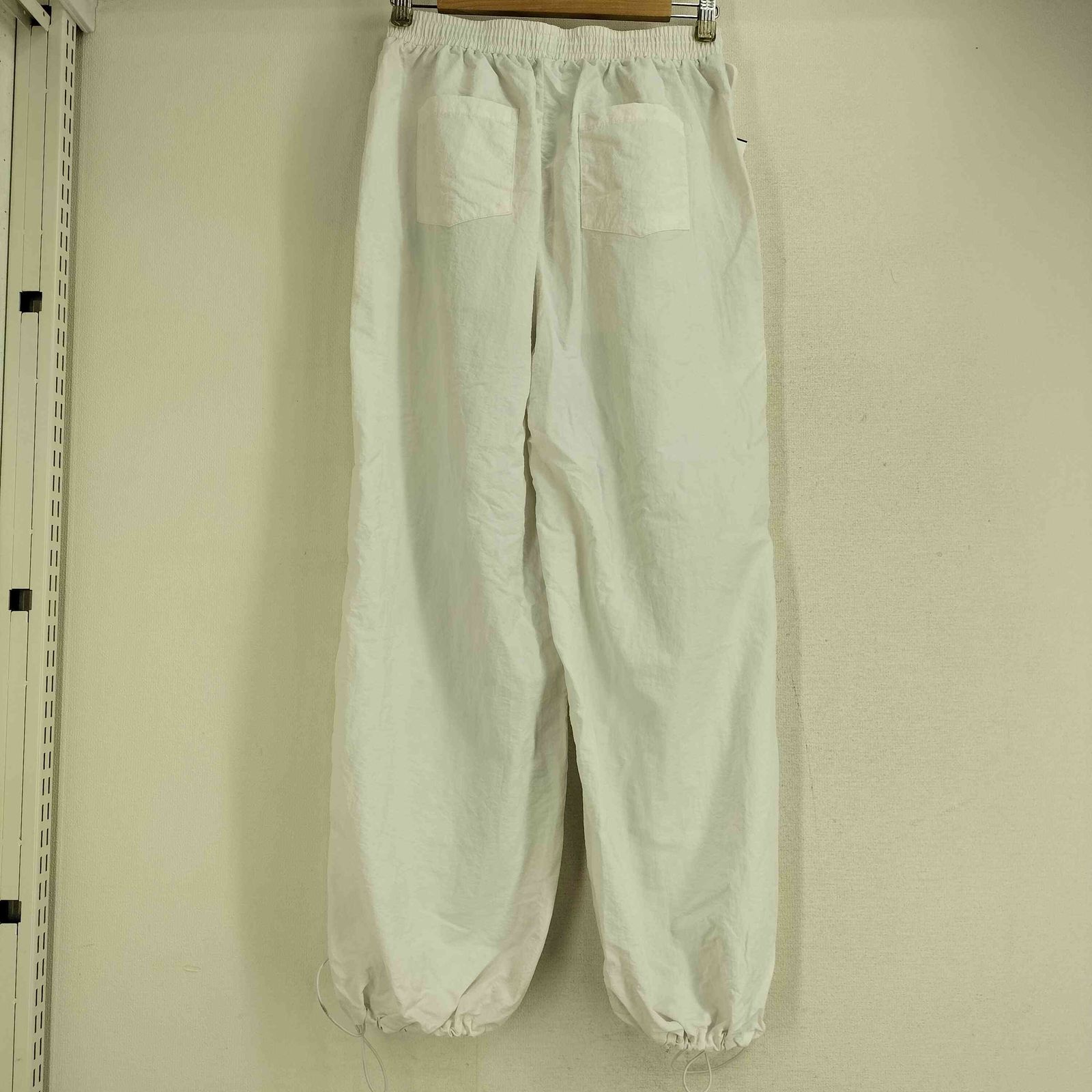 ユーズドフルギ 古着 alo yoga ナイロンジョガーパンツ レディース import M