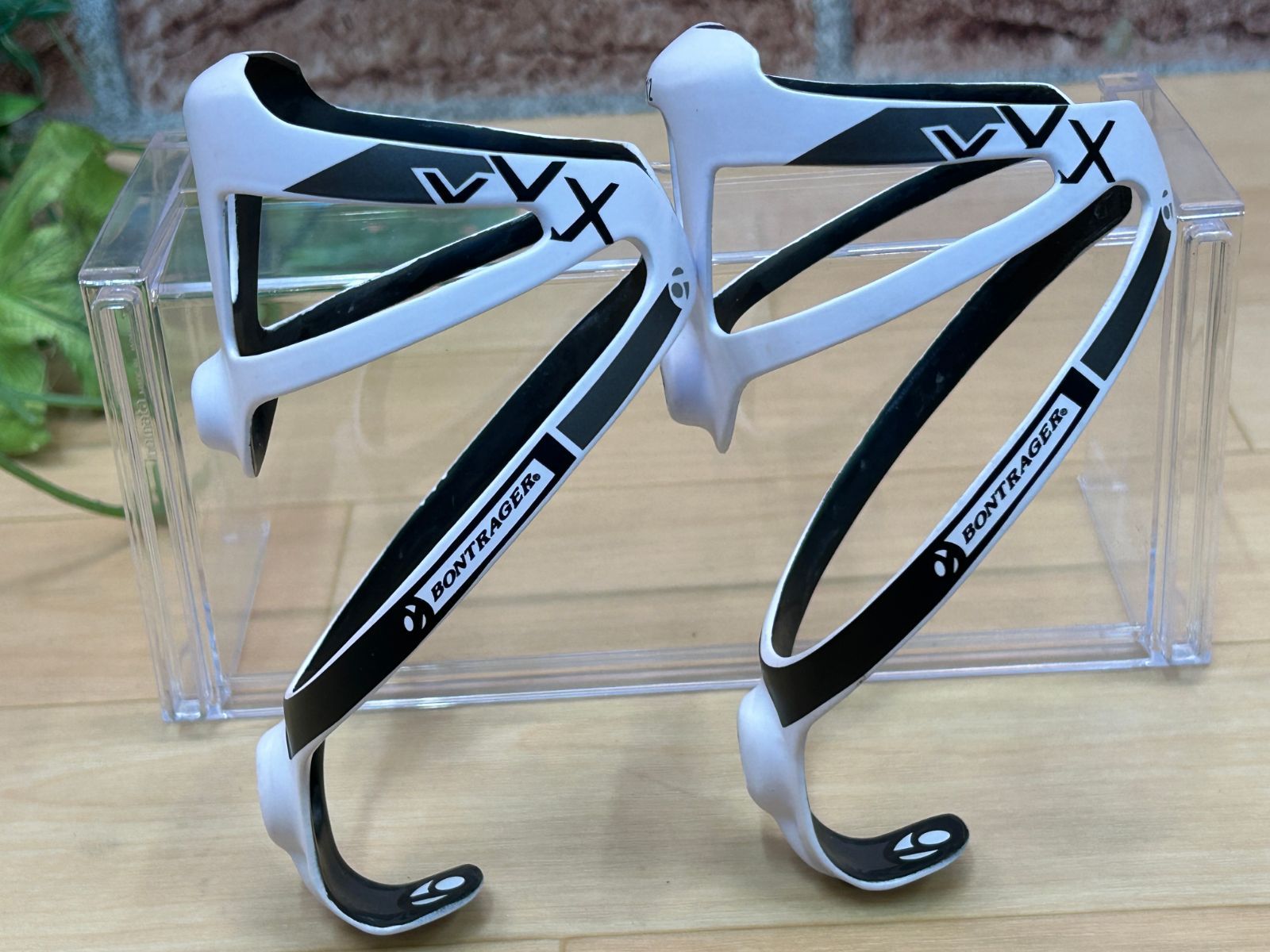 BOTTLE CAGE