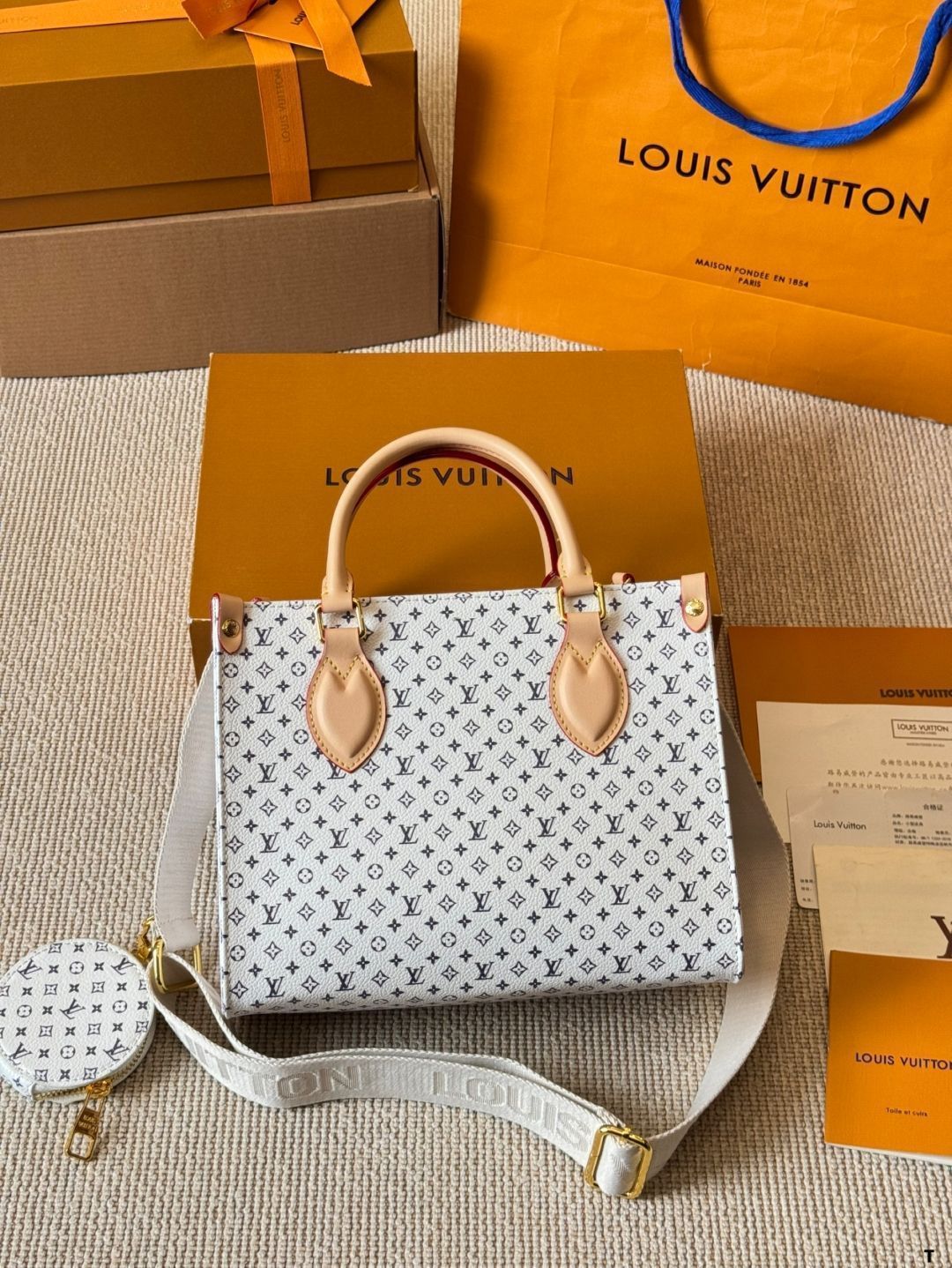  今日 LV Onthego 25 cm プリントジャングルバッグ-MM輸入 トートバッグ バッグ