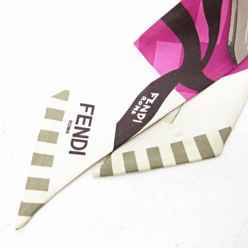 フェンディ FENDI ラッピー スカーフ ズッカ柄 チェーン ロゴ ピンク