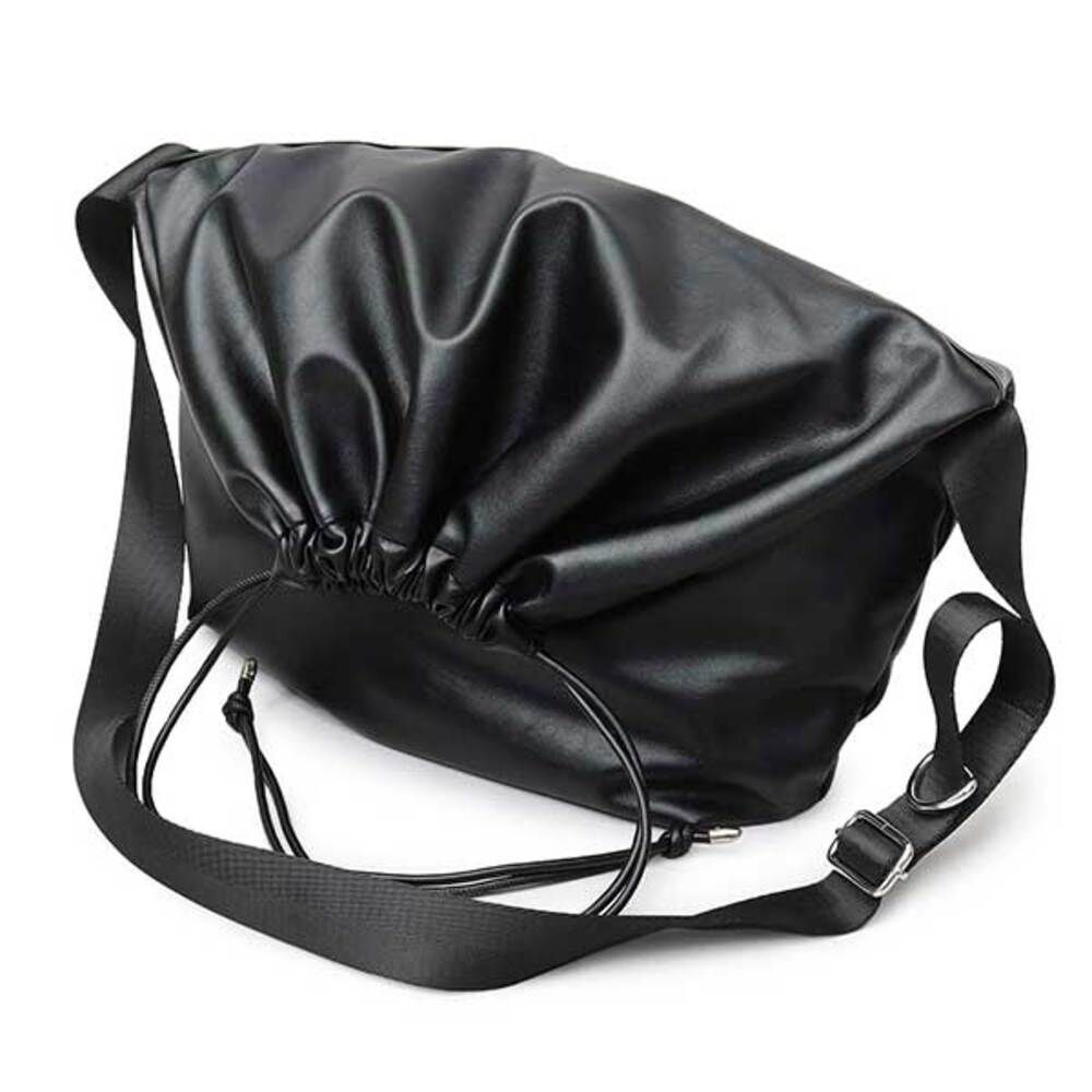 black  REGiSTA DRAWSTRING SHOULDER BAG REGISTA レジスタ 巾着 ショルダーバッグ 大容量 巾着バック 巾着バッグ ドローストリングバック ドローストリング ドローストリングバッグ ショルダーバック シ