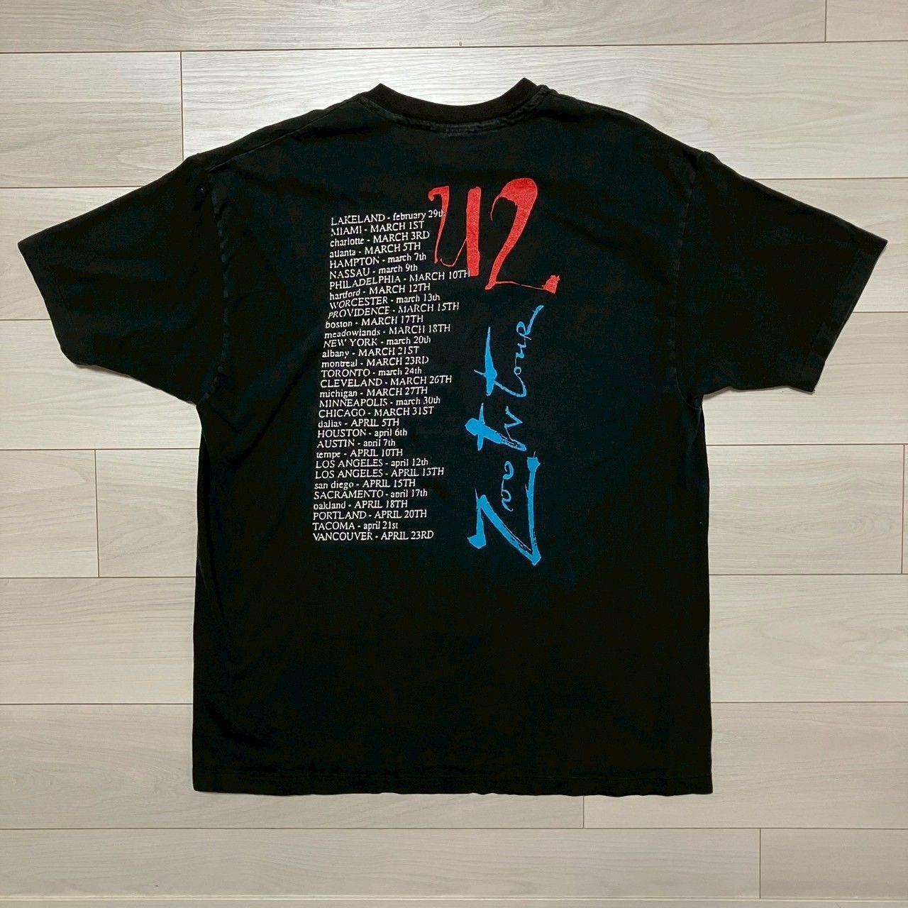ヴィンテージ U2 zoo tv tour 1991 Tシャツ 深瀬着用 ヴィンテージ U2 zoo tv tour 1991 Tシャツ 深瀬着用（1992 U2