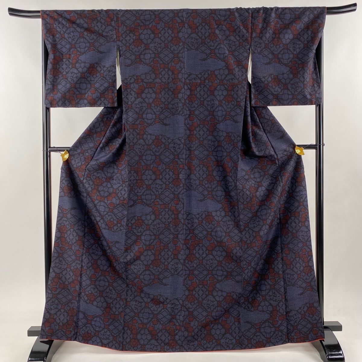 結城紬 身丈168cm 裄丈67.5cm L 袷 おく玉 やまと 証紙 有職文様 亀甲  