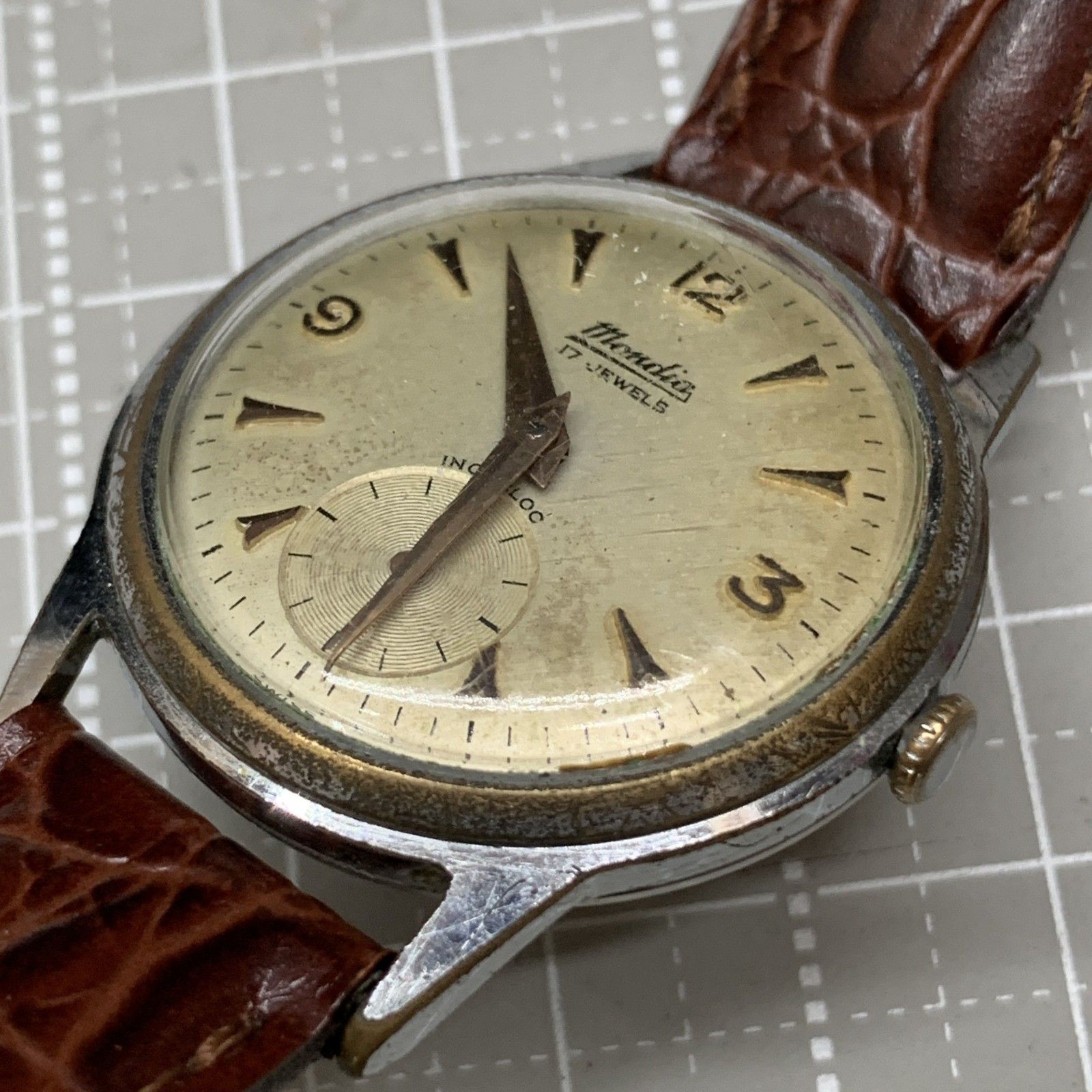 O328 可動 Mondia（モンディア）アンティーク 手巻き 腕時計17 JEWELS