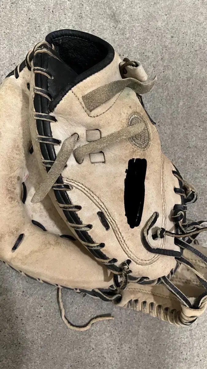 Uマーク 黒 レザー 野球グローブ 右投げ用 Uマーク 黒 レザー