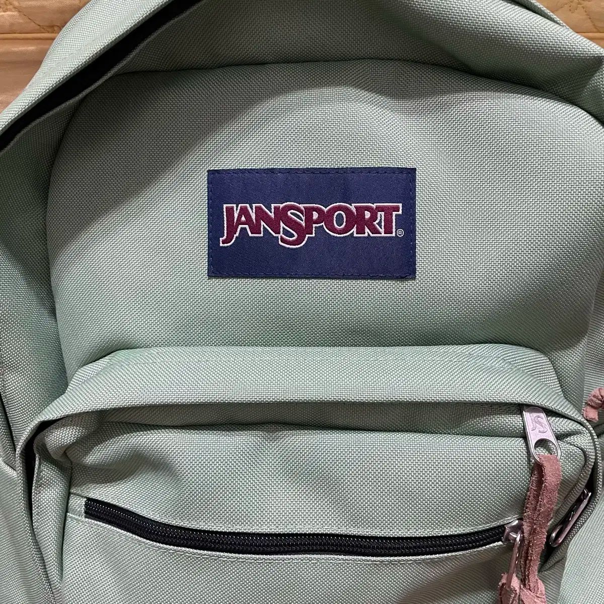 JANSPORT ライトバッグ バックパック