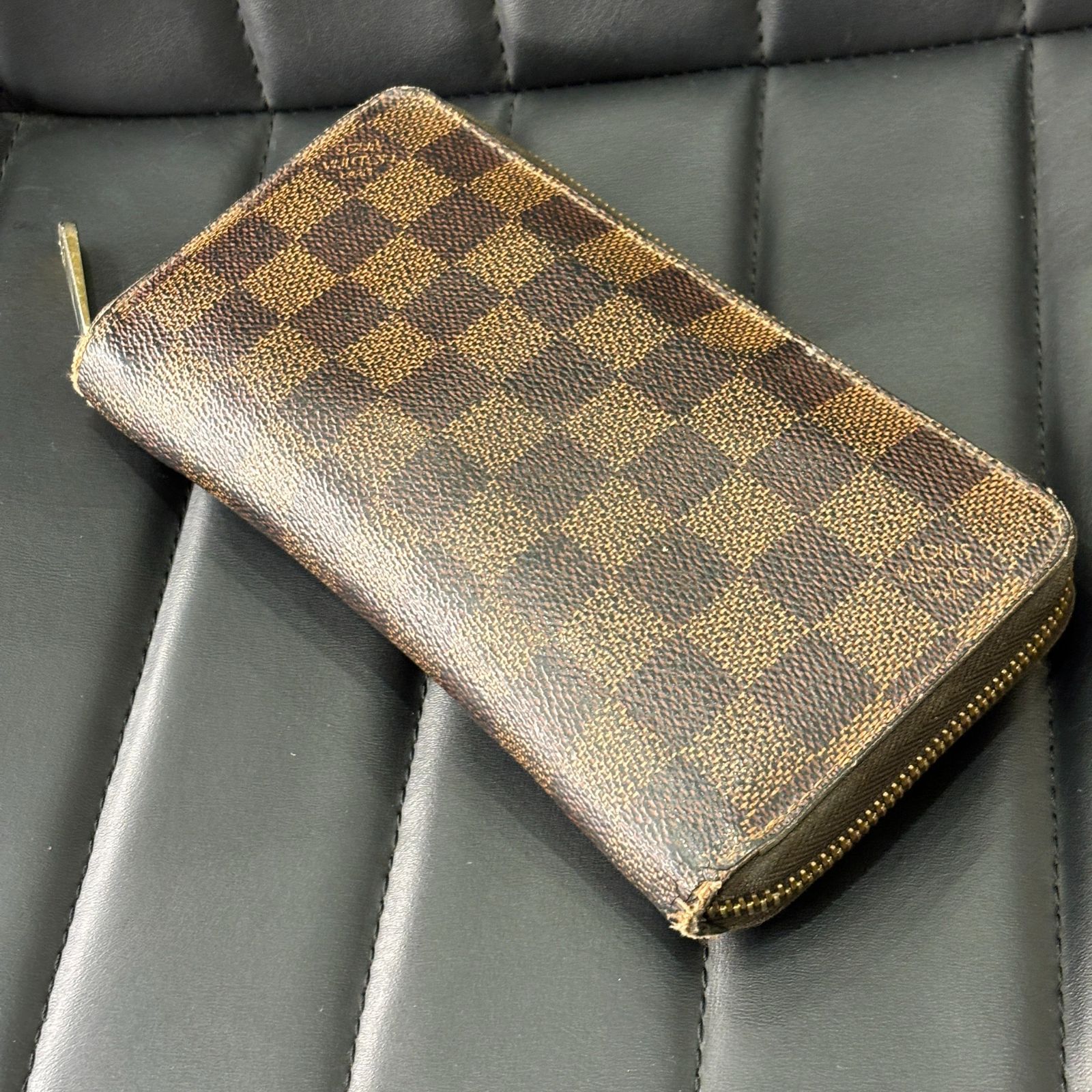 バレンシアガ 総ロゴ 長財布 0703 バレンシアガ 総ロゴ 長財布