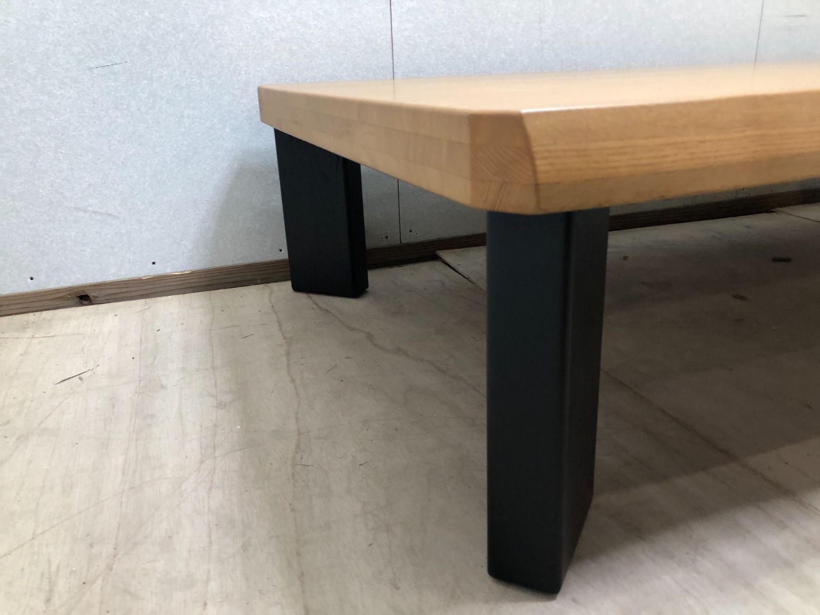大塚家具 無垢の木 一枚板 ローテーブル 大塚家具 無垢の木 一枚板 ローテーブル