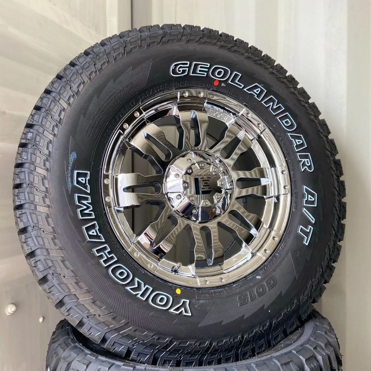 TOYO TIRES 265/65R17 サマータイヤホイールセット ハイラックスサーフ etc (TOYO OPENCOUNTRY AT3 & MYRTLE ARMOR 6穴 139.7)