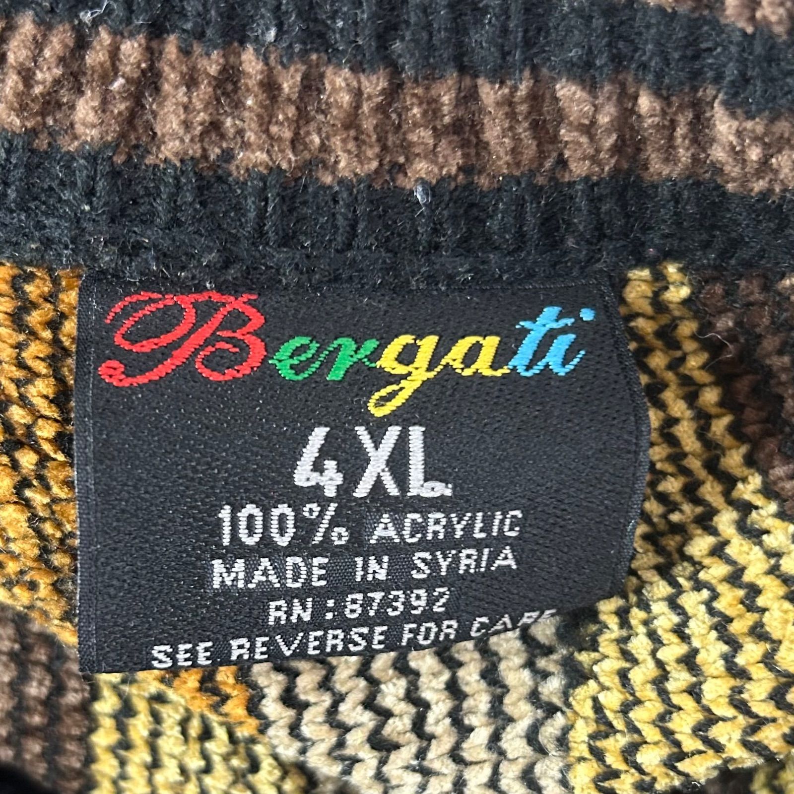 入手困難！【美品】Bergati size 4XL 希少 幾何学模様 クージー風 