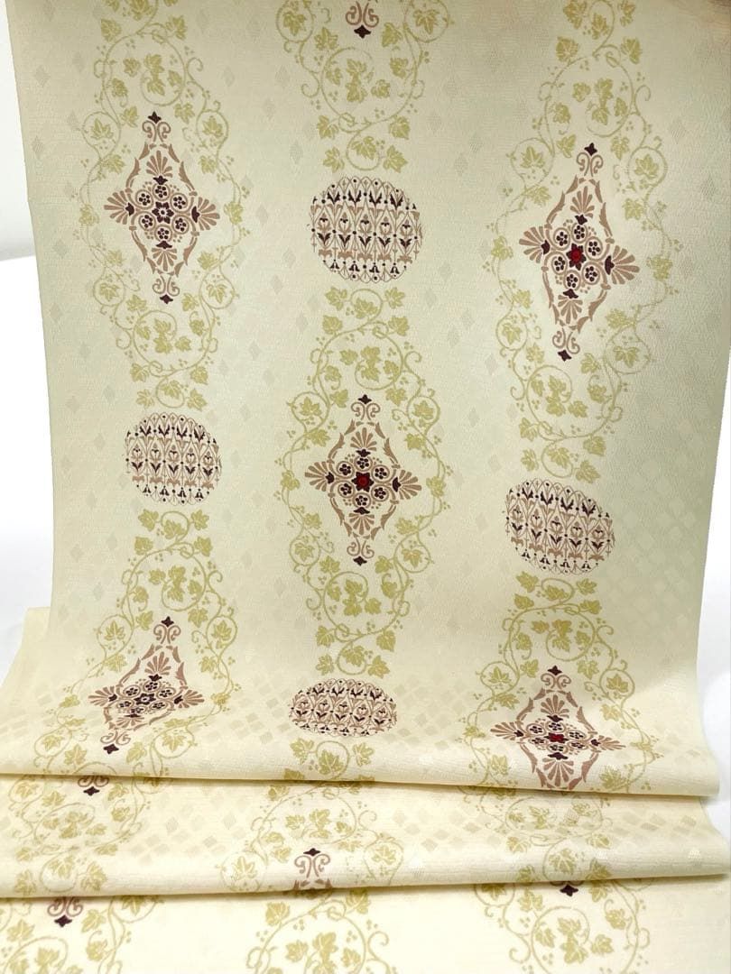 小紋 紋意匠 全体柄 正絹 反物 - メルカリ