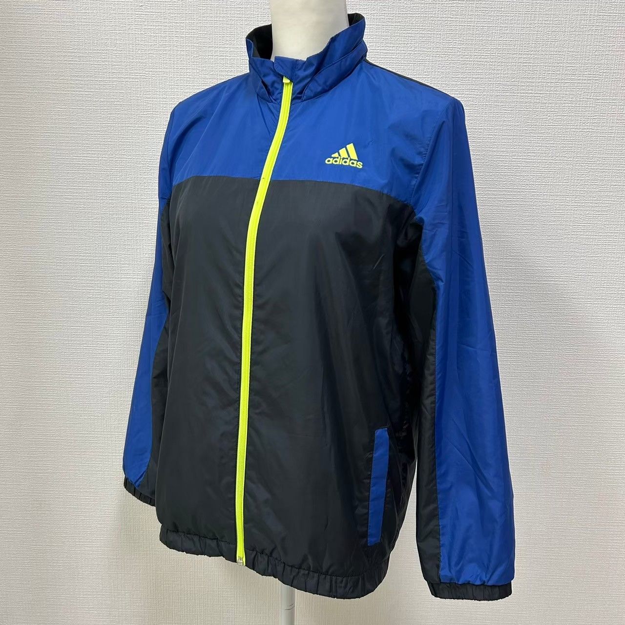 【adidas】アディダス　J 160　ウインドブレーカー　スポーツ　子供服　サッカー　トラックジャケット