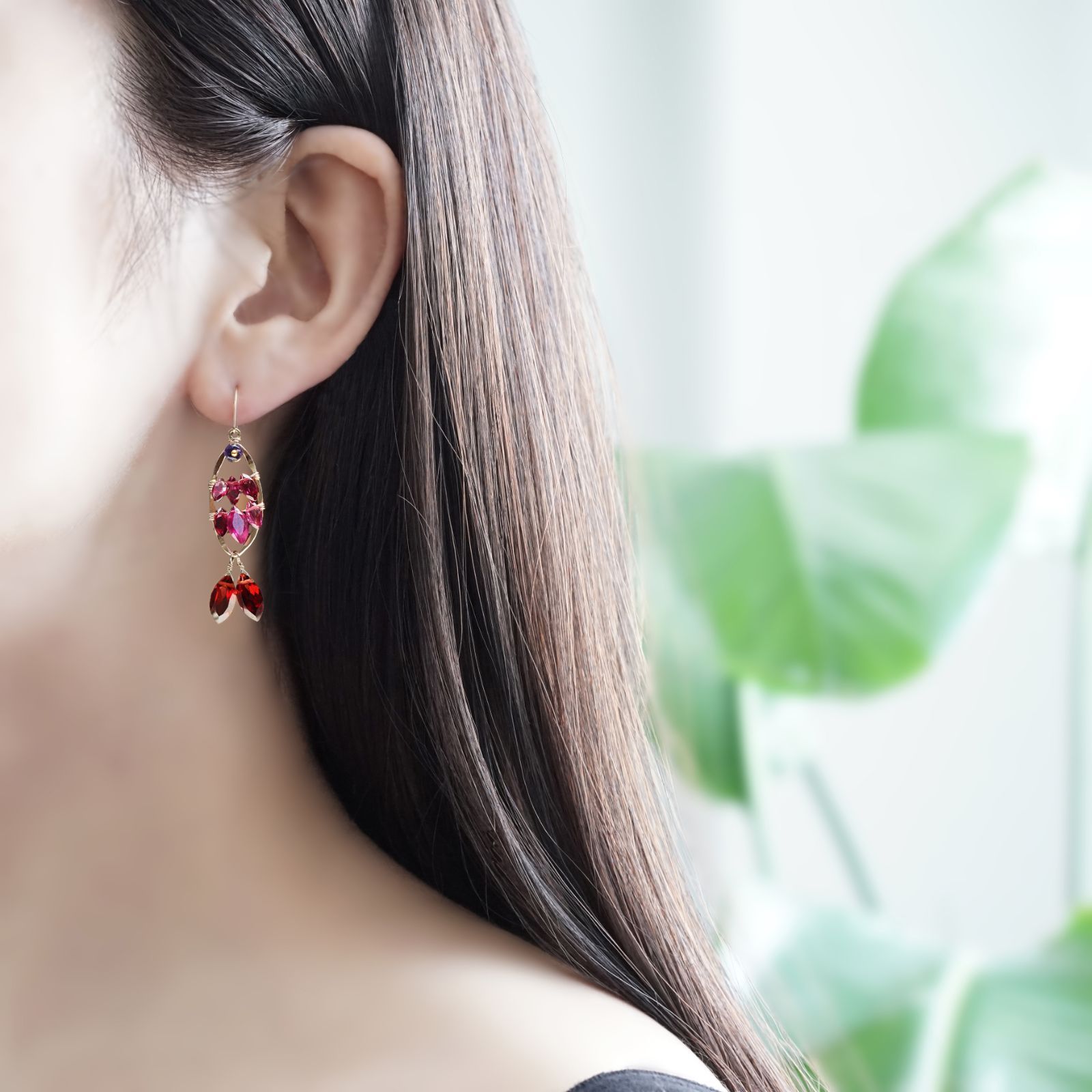 14KGFガーネットとルビーによる宝石の魚ピアス ～Jewelry fish 海 の