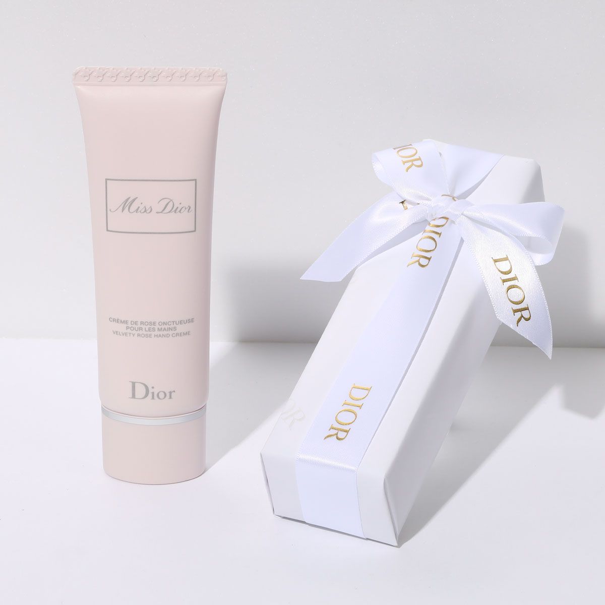 ディオール Dior ハンドクリーム ハンドケア ローズ 手荒れ 保湿 いい香り ブランド プレゼント チューブタイプ ギフト プチギフト 潤い 乾燥 プレゼント メンズ レディース 大人 プレゼント 女性