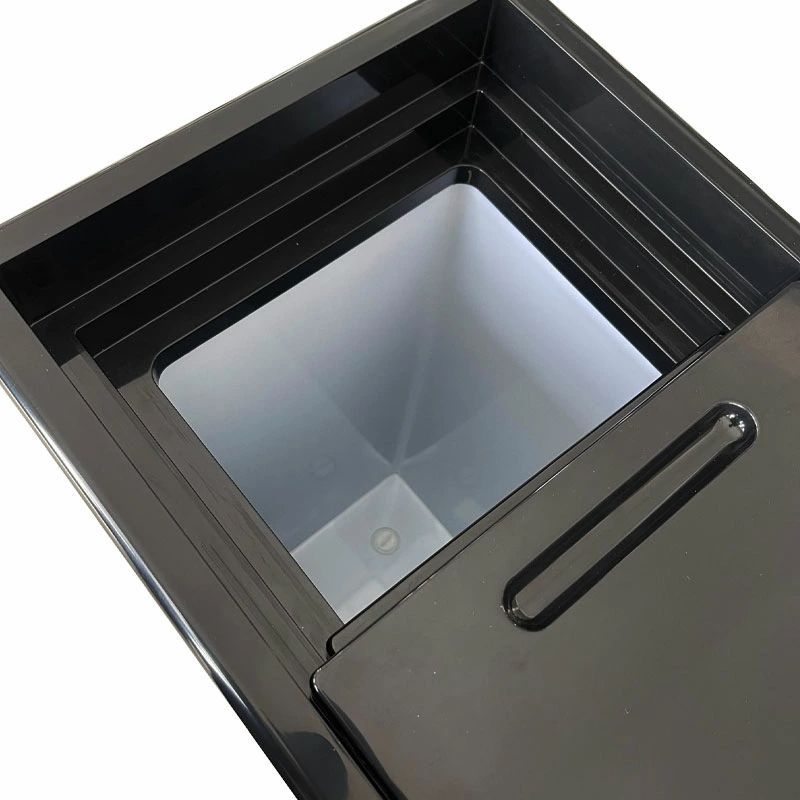 冷凍ストッカー