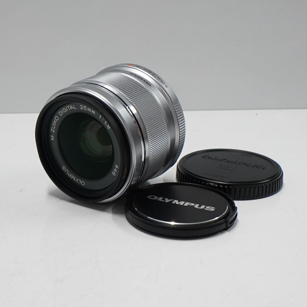 M.ZUIKO DIGITAL 25mm F1.8 OLYMPUS 交換レンズ USED超美品 マイクロ