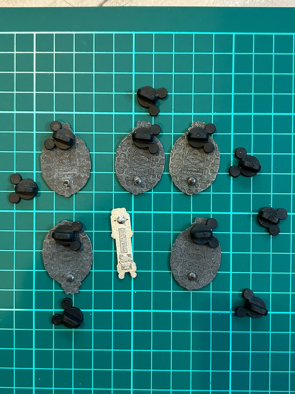 ホーンテッドマンション ピンバッジ ピントレ 本物 6点 まとめセット