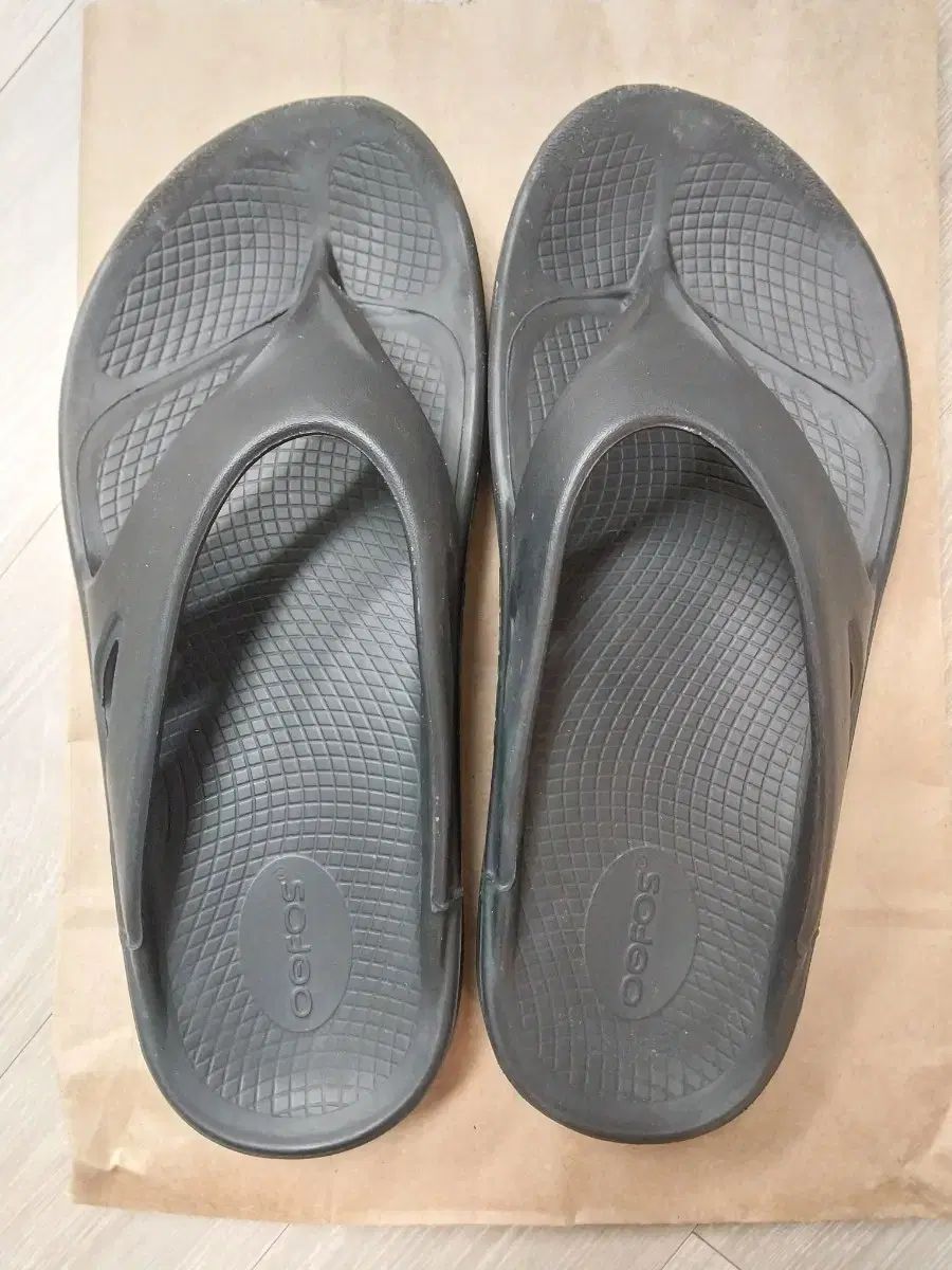 カーミットチェア純正シートグリーン、純正金具、アームレスト、純正