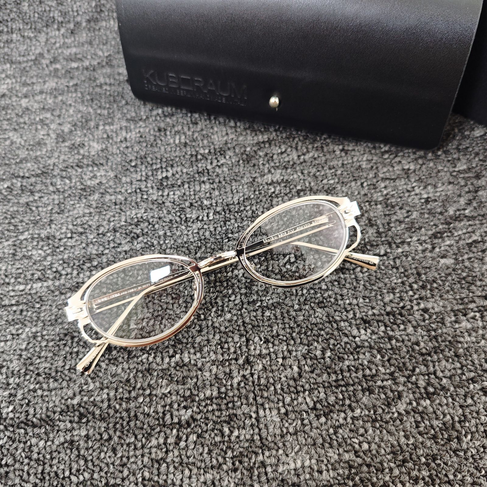 KUBORAUM クボラム H01 オーバルフレーム シルバー サングラス KUBORAUM クボラム H01 オーバルフレーム サングラス シルバー