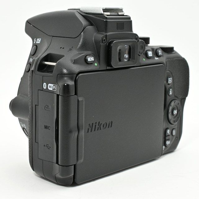 Nikon ニコン D5600 ボディ◆2991 Nikon ニコン D5600 ボディ◇2991