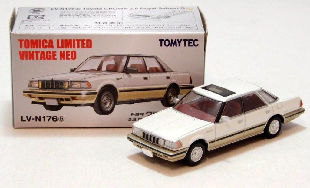 トミーテック TOMICA LIMITED VINTAGE NEO トヨタ クラウン ハードトップ 2.8 ロイヤルサルーンG 83年式 パール|金 LV-N176b