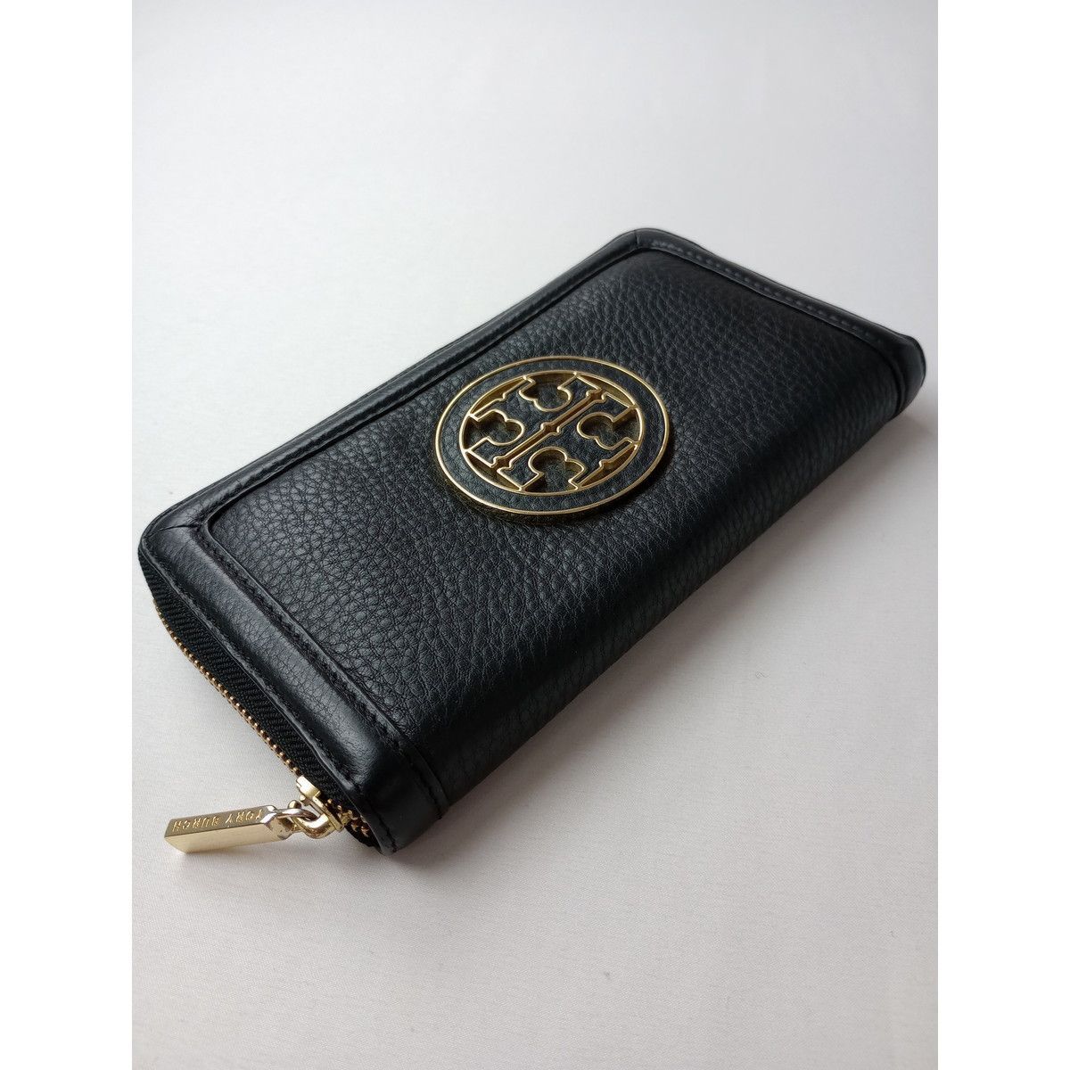 TORY BURCH トリーバーチ レザーウォレット ジップ 長財布 黒