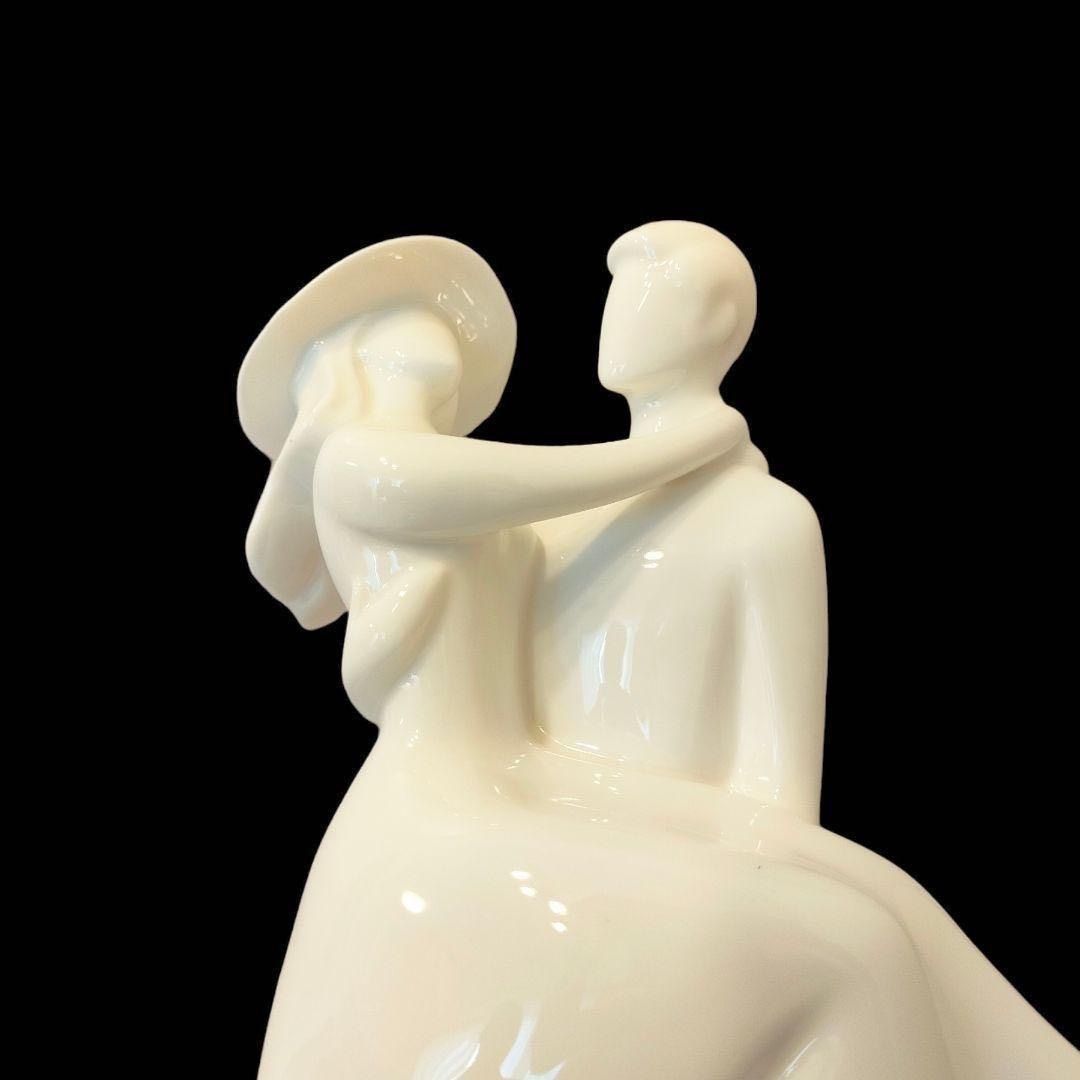 ロイヤルドルトン ウエディング 「敷居を越えて」置物 イメージズ・コレクション ロイヤルドルトン イメージズ・コレクション 「敷居を越えて