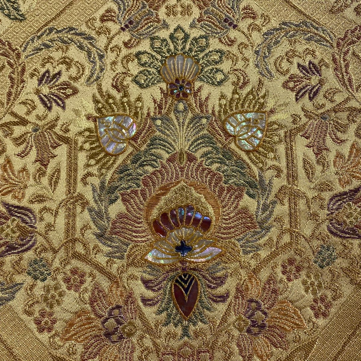 袋帯 美品 秀品 草花 金糸 螺鈿 金色 お太鼓柄 正絹 【中古