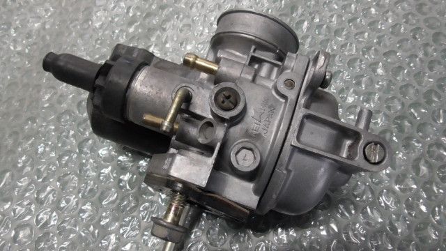 ライブディオコンビブレーキ　AF35　の　キャブレター *1537325173 新作入荷，得価 ライブディオコンビブレーキ AF35-1521 の キャブレター