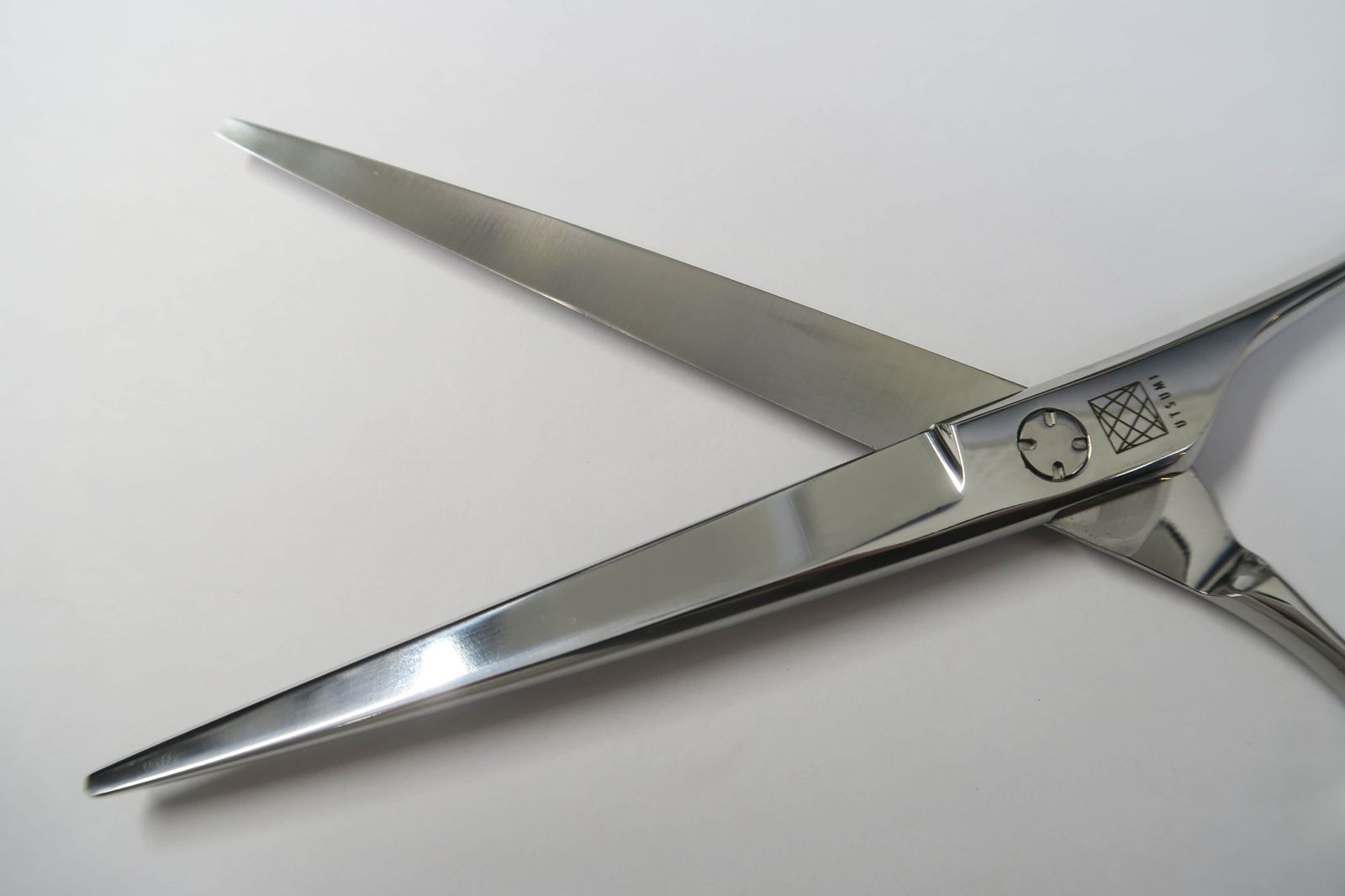 Sランク【UTSUMI ウツミ 内海】 JG70 シザー トリミング 7.0インチ 右