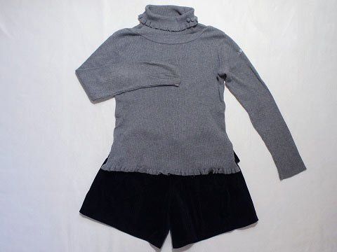 ベベ bebe アウトレット 子供服 女の子 150cm 長袖 ニット グレー キュロット スカート 黒 2点 秋 冬 4 セットアップ 冬服 ガールズ 女児 キッズ ジュニア 【中古】 ユーズド リサイクル こども