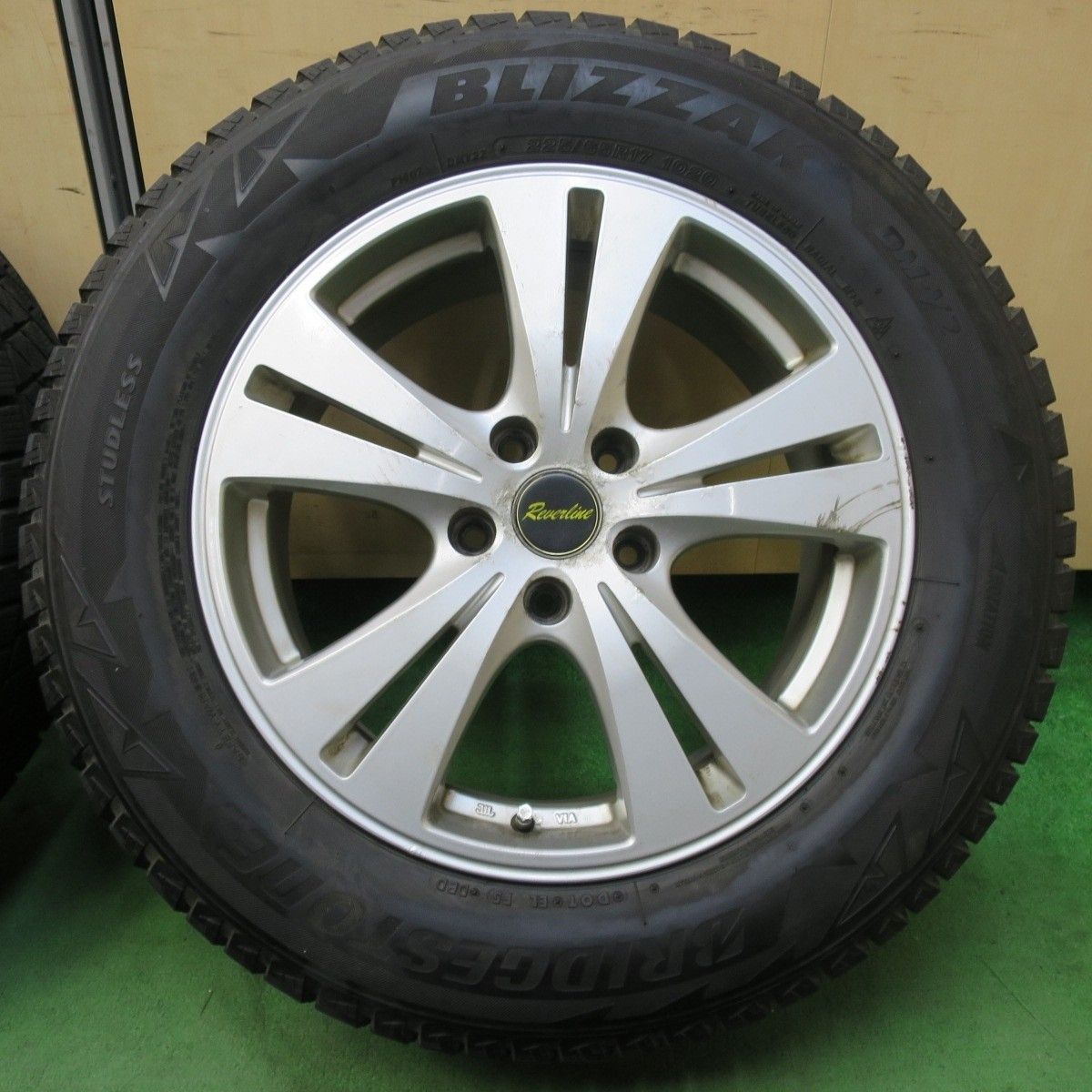 4本価格☆スタッドレス 225/65R17 ブリヂストン ブリザック DM-V2 