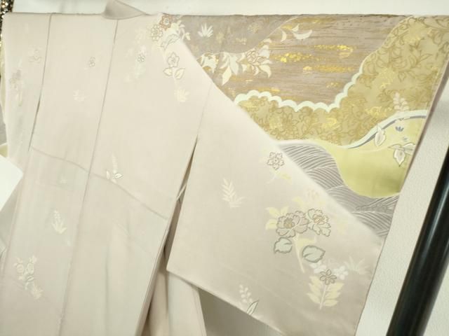 平和屋本店■極上　創業460年・千總　訪問着　刺繍　吉祥花文　薄梅鼠色地　金彩　松坂屋扱い　逸品　未使用　DZAA4958kh5 平和屋本店□極上 創業460年・千總 訪問着 刺繍 吉祥花文 薄梅鼠色地