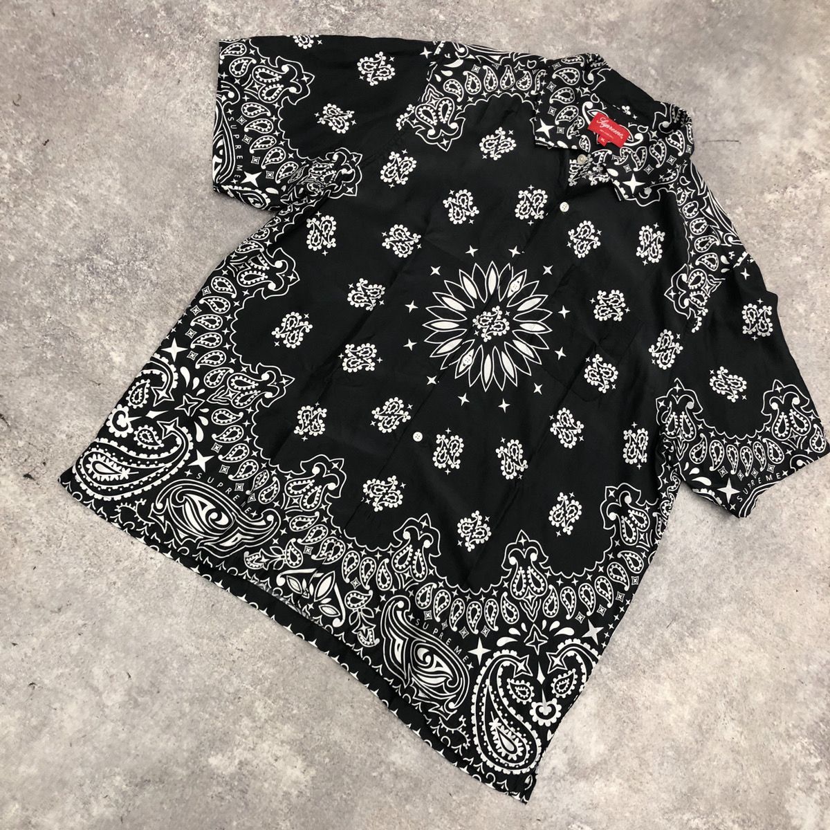 SUPREME シュプリーム 21SS BANDANA SILK S/S SHIRT ショートスリーブ シルク バンダナ ペイズリー柄 総柄  BLACK×WHITE 黒×白 XLサイズ